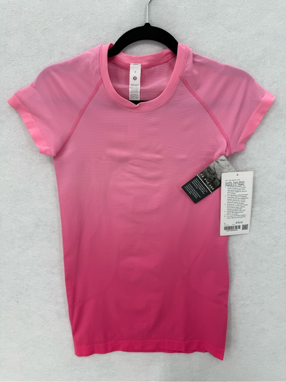 NWT Lululemon Swiftly Tech Short‎ Sleeve 2.0 *Wash Size 4 W3JWNS